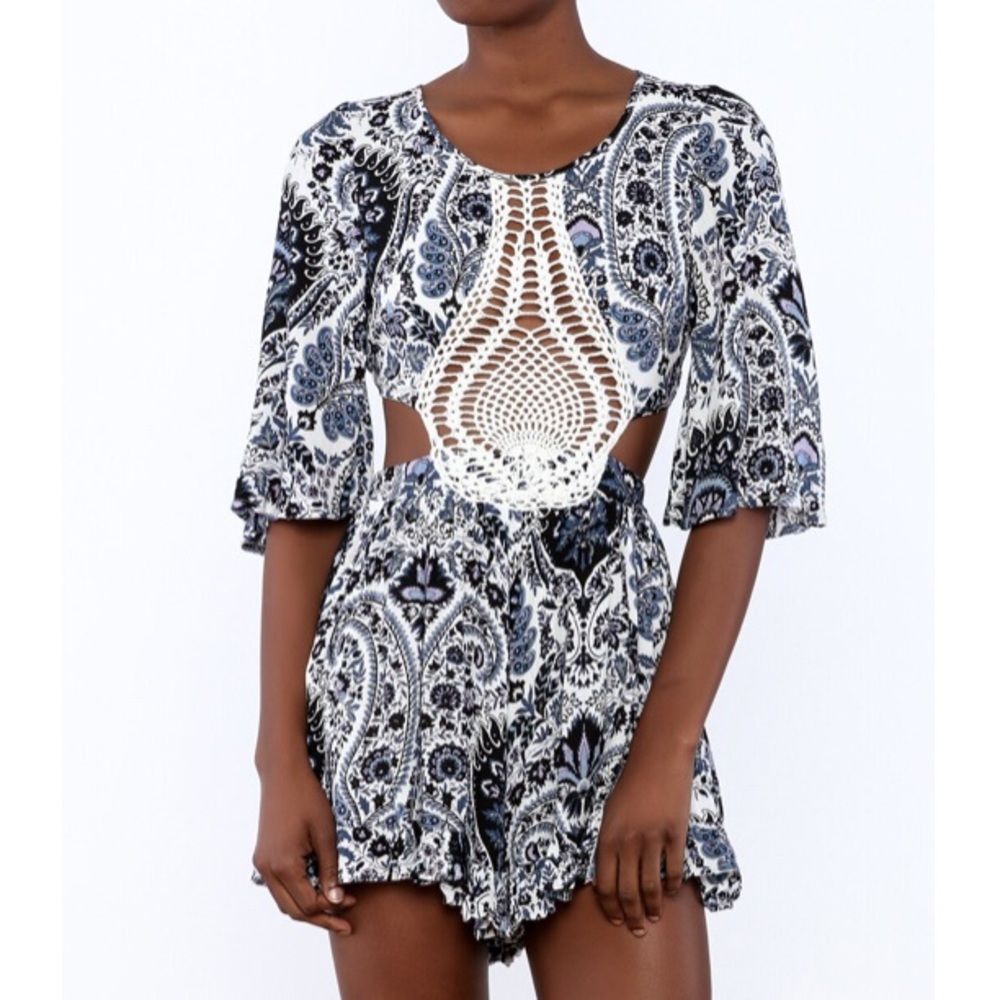 ILLA ILLA romper with crochet lace